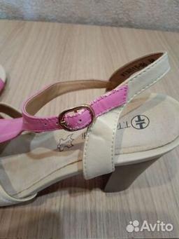 Women's sandals 38 size